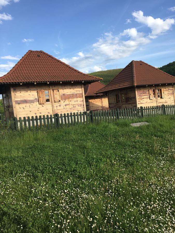 Nacionalna Kuca Bajo Mackat Willa Zewnętrze zdjęcie